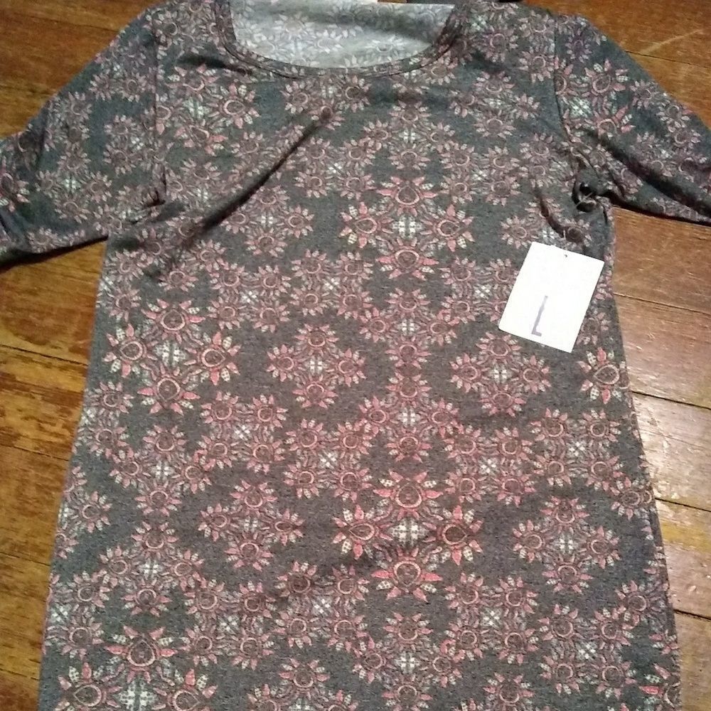 Bnwt lularoe large Julia
